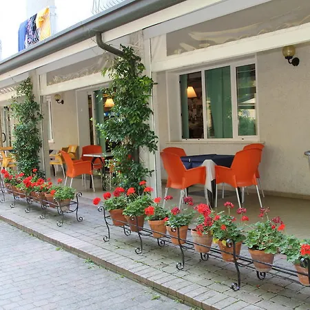 Celeste Hotel 3*