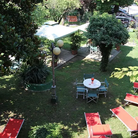 Hotell Celeste 3*